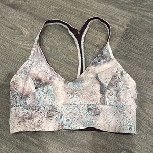 Lululemon sports bra size 4